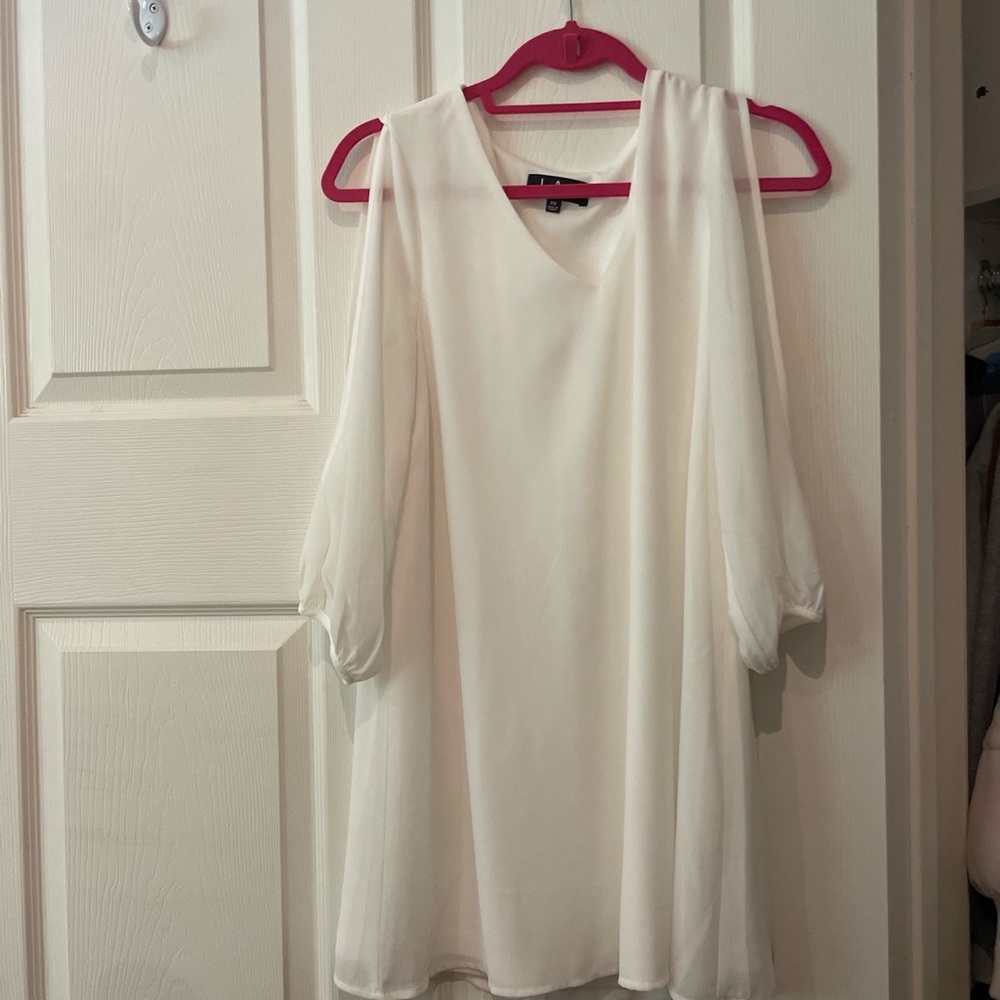 White Lulu’s dress